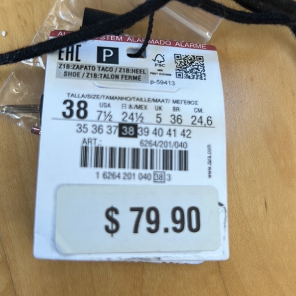 Zara heels with floral embroidery and tie-up, size 7.5 (38) - Picture 4 of 4